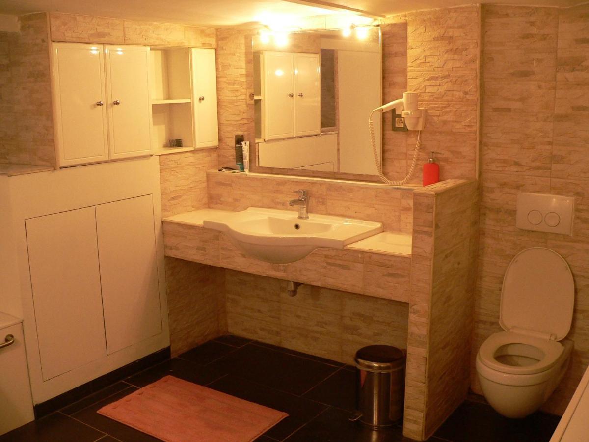 Liege 4420 Rue Jean Jaures 45 Grande Maison Joyeuse Avec Terrasse 30M2 Pour 8 Personnes Maximum Сен-Никола Экстерьер фото